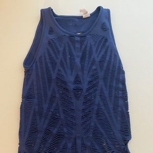 ALO Yoga WomensWanderer Laser-cut No Sleeve Top Navy MEDIUM